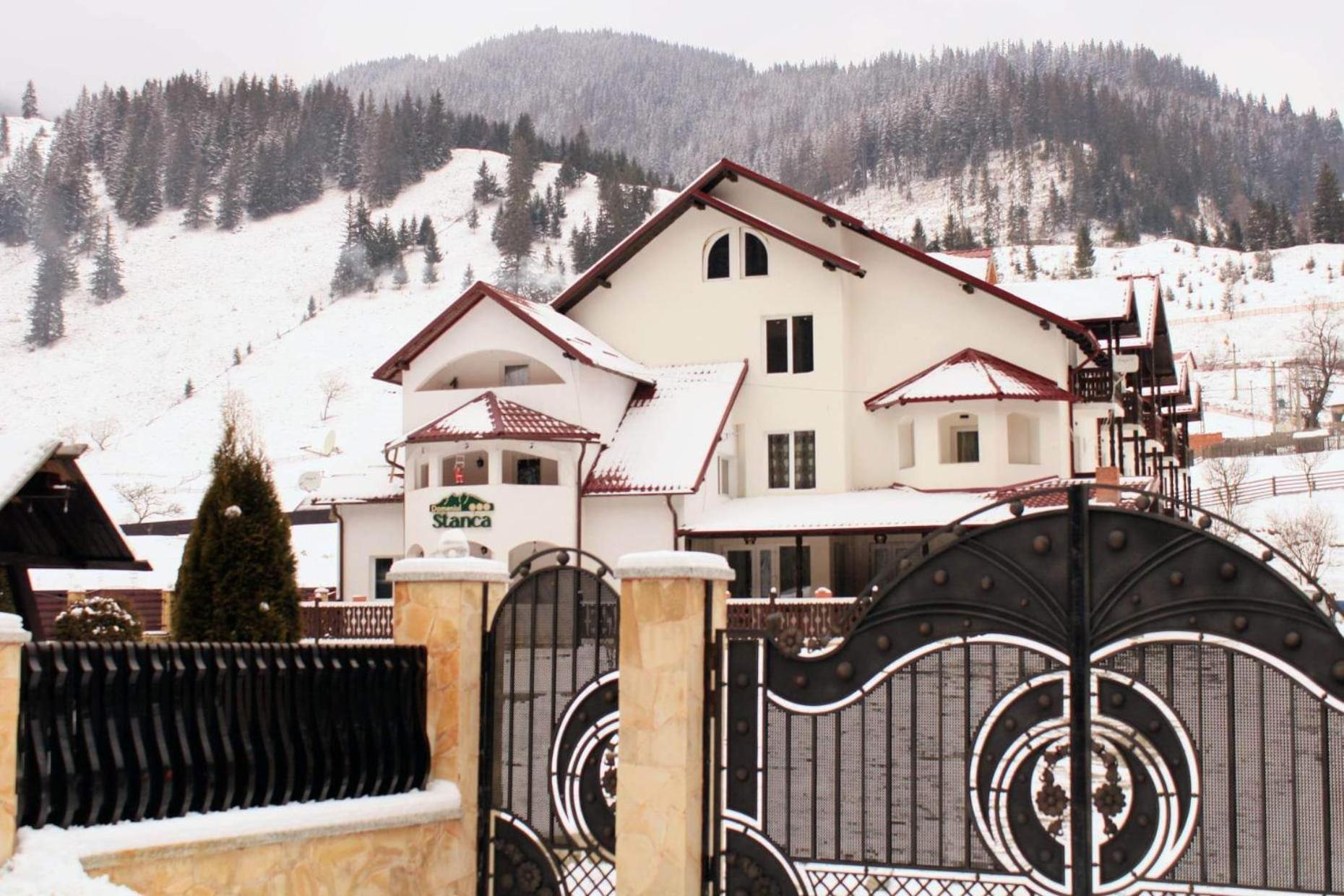 Domeniul Stanca 3*