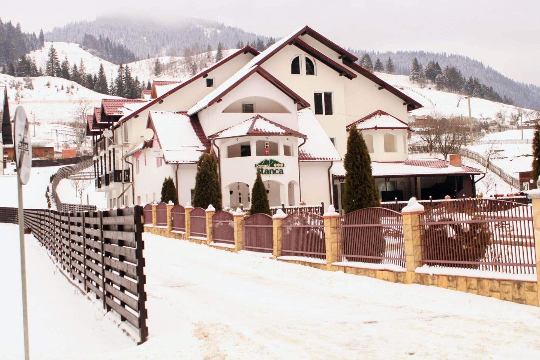 Domeniul Stanca 3*